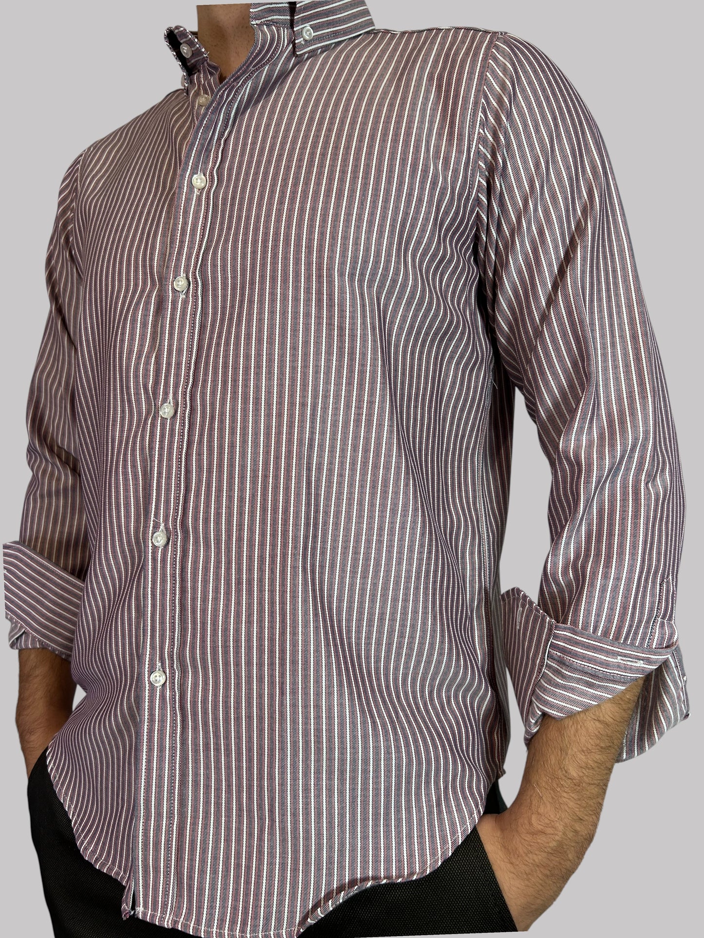 Camisa Regular Fit Risca Vermelha