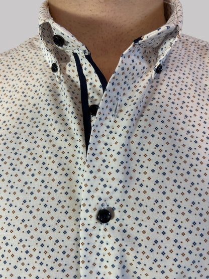 Slim Fit - desenho tipo flor em tons de castanho e azul