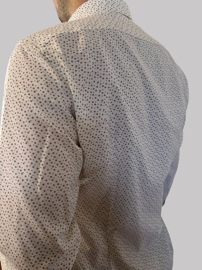 Slim Fit - desenho tipo flor em tons de castanho e verde