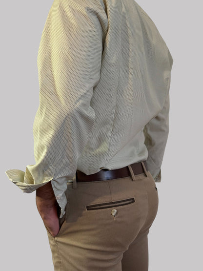 Slim Fit - verde claro com pintas